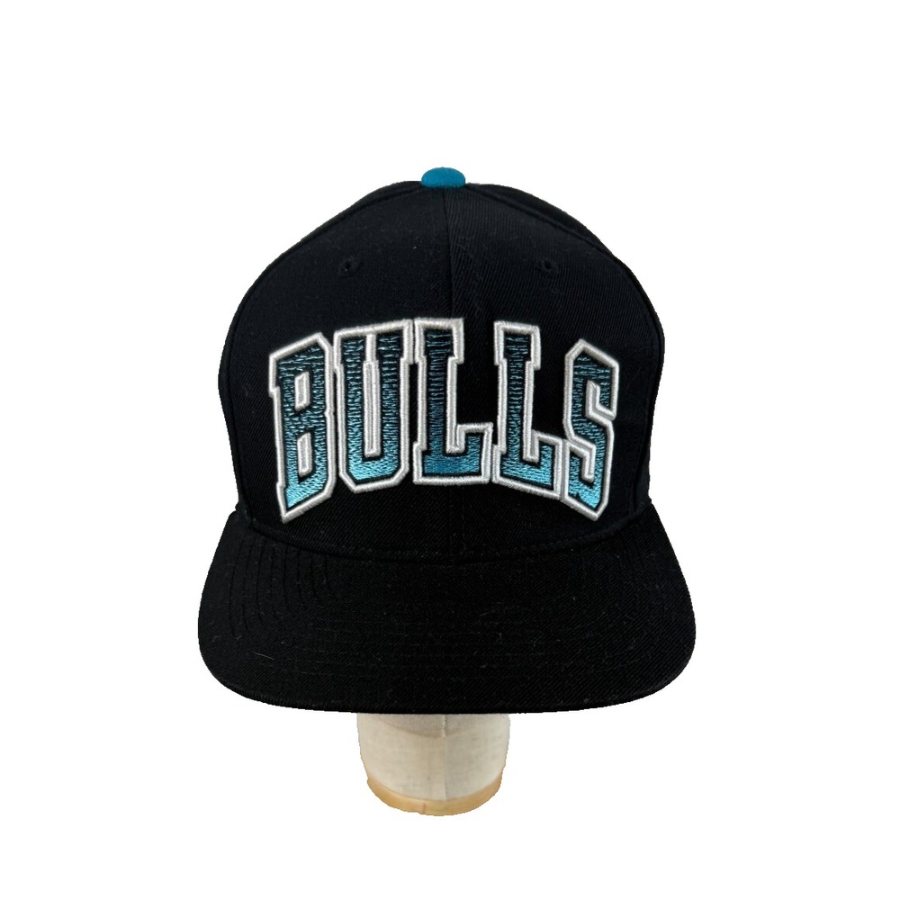 Mitchell & Ness Chicago Bulls Snapback Hat Black Teal Gradient NBA Cap One Size